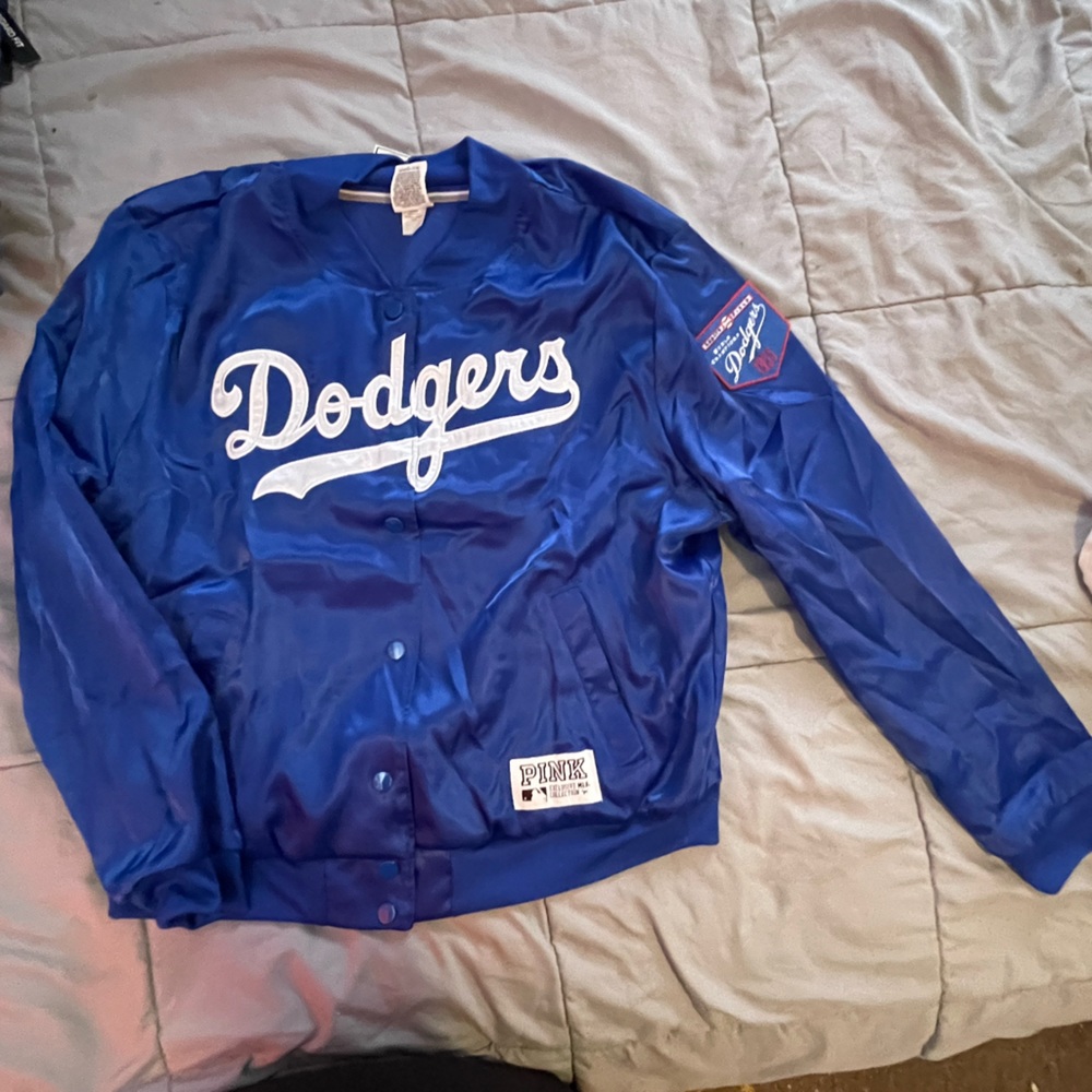 NWT  very rare Victoria secret MLB DODGERS collaboration satin bomber jacket